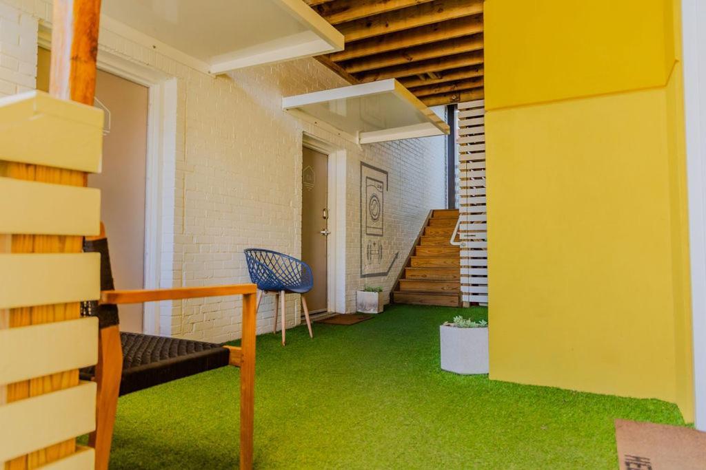 The Hive 302 King With Balcony Hotel Wilmington Ngoại thất bức ảnh