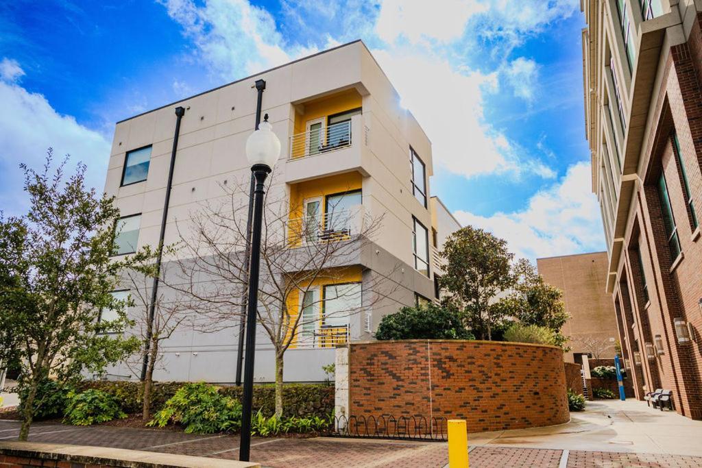The Hive 302 King With Balcony Hotel Wilmington Ngoại thất bức ảnh